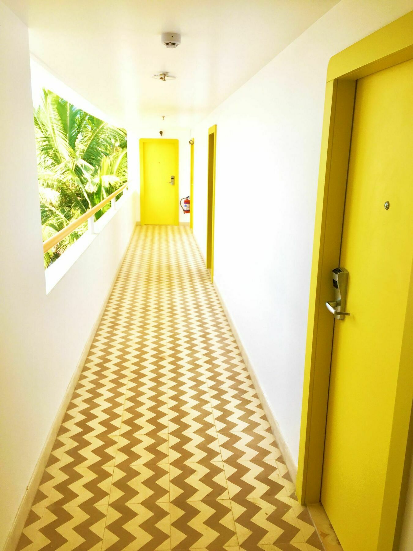 Bloom Hotel - Калангут Экстерьер фото