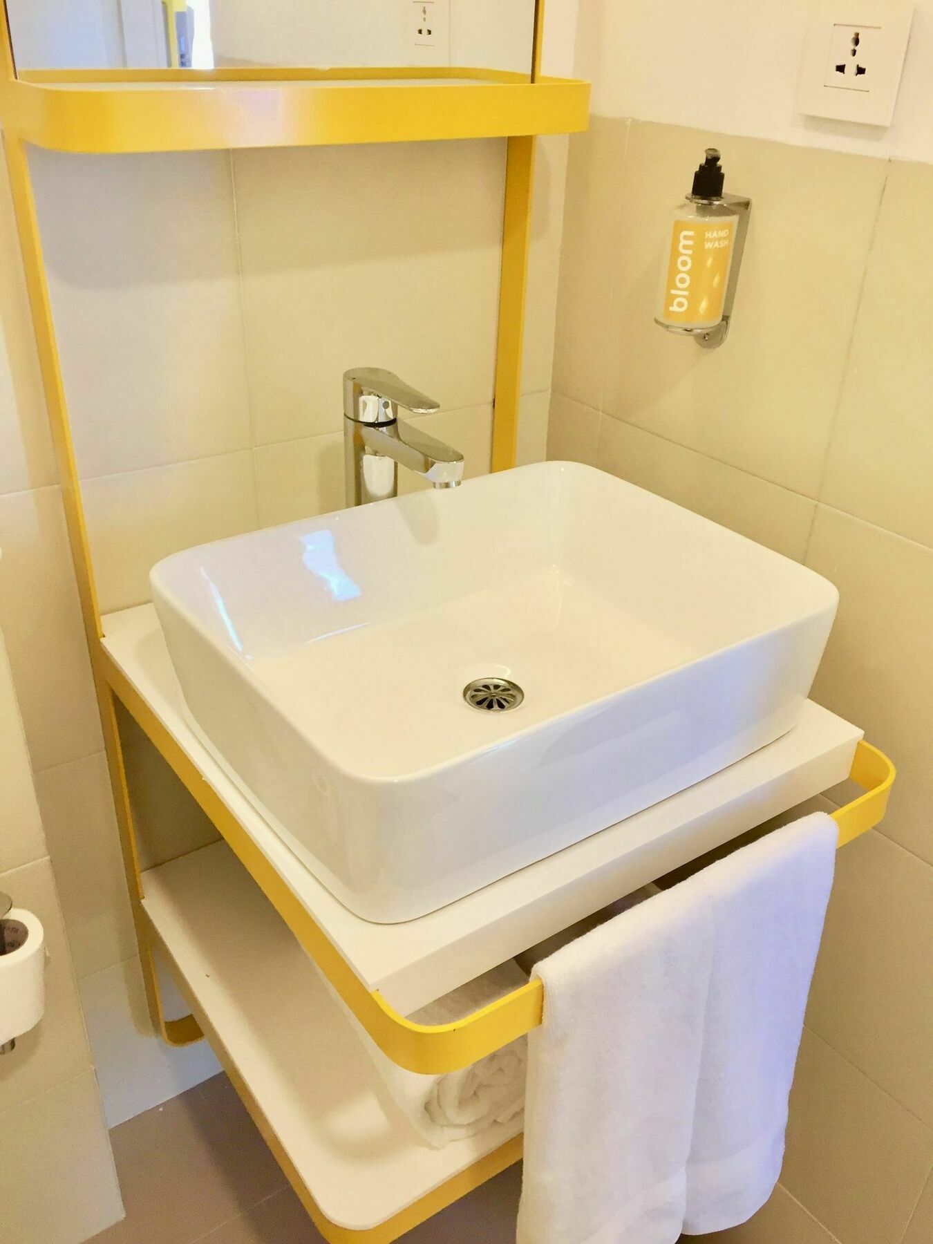 Bloom Hotel - Калангут Экстерьер фото